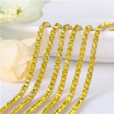 SS6 Rhinestone Chain Various Colors Crystal Compact Close Gold Chain 3.6M 