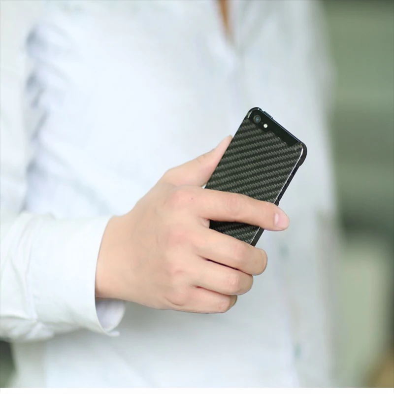 

For iPhone i5 i5S SE i6 Luxury t-carbon non-destructive signal GPS WIFI phone case is suitable explosion-proof heat dissipatio