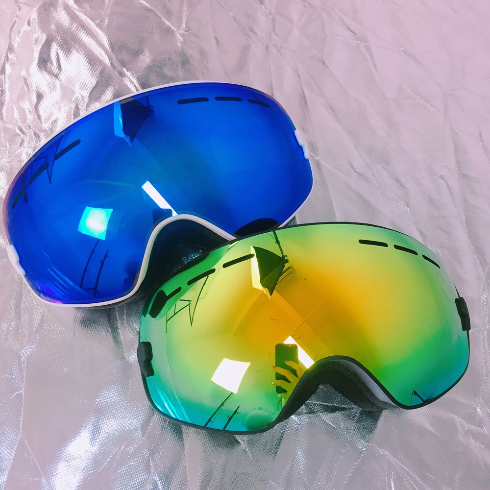 Kids Ski Goggles, Anti Fog 100 UV Protection children Snow Goggles for