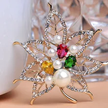Woman Gold Beads Pearl Brooches Bouquet Pins Hijab Pins Broches Ouro Scarf Clips Pin Up Colar