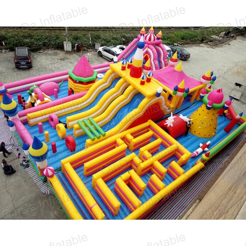 Рисунок 3 - 20*15 метров гигантский надувной веселый город