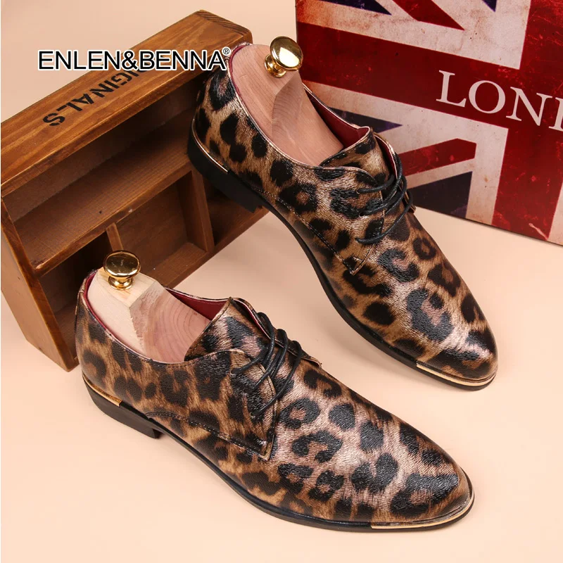Sapatos de Plataforma Sapatos de Vestido de Qualidade Sapatos Masculinos Zapatos Hombr Britânico Outono Couro Leopardo Impresso Oxfords Freeshipping 2020