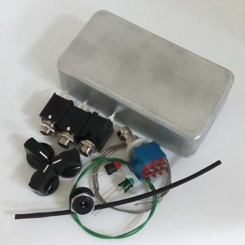

1590B Aluminum Pedals Enclosure for Guitar effect Pedals, +3PDT Foot Pedal Switch + Guitar Black knobs True Bypass