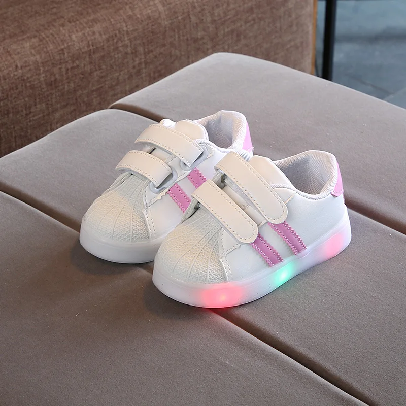 Светодиодный свет модные детские кроссовки для мальчиков и девочек повседневная обувь для детей от 1 до 5 лет детская обувь для бега