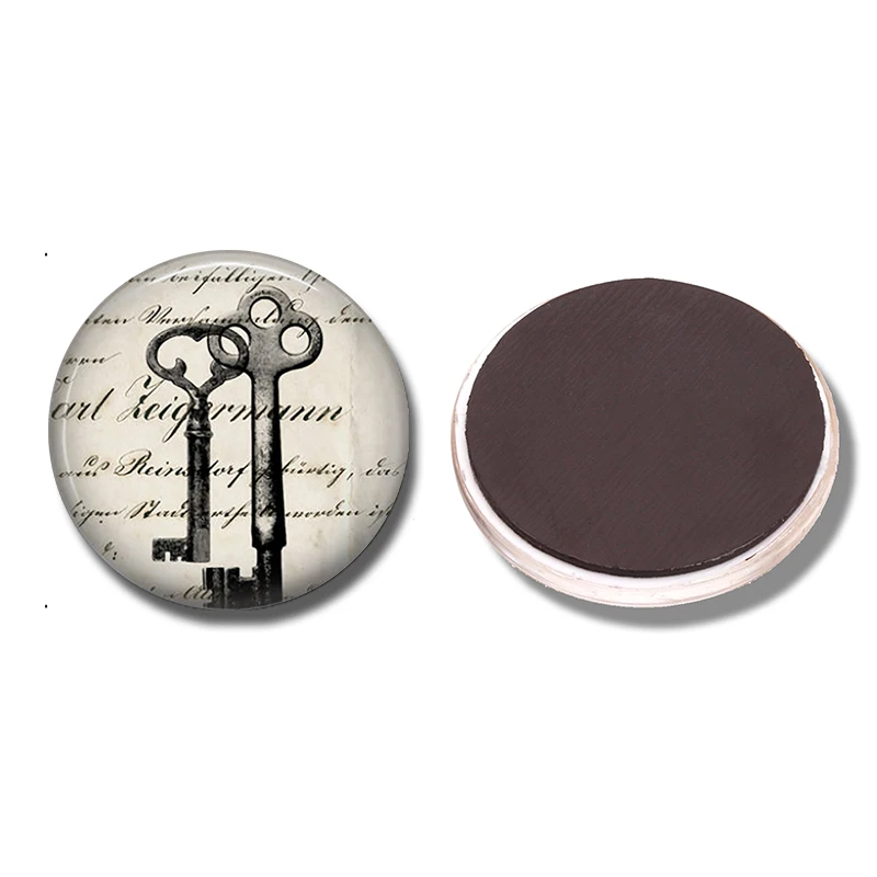 

Antique Keys Art 30 MM Fridge Magnet French Old Keys Lover Gift Glass Dome Magnetic Refrigerator Stickers Note Holder Home Decor
