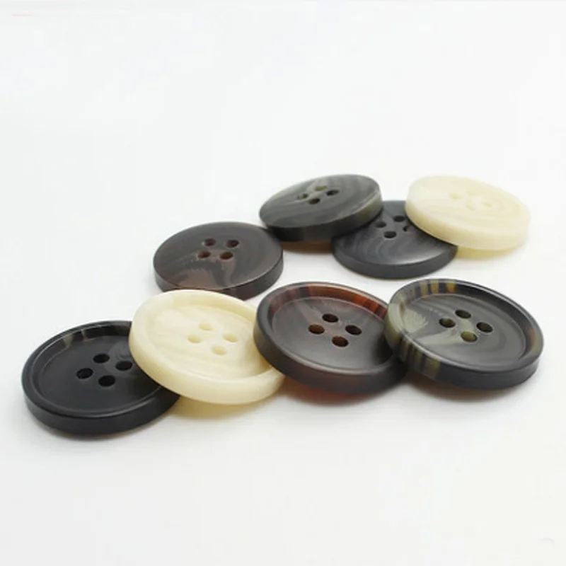 

20Piece/Lots Accessories Resin Pattern Fine Edge Imitation Fruit Horns Buttons Men And Women Leisure Suits Fashion Coat Buttons