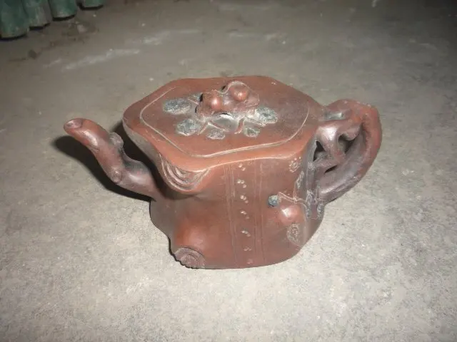

Rare Old Chinese Handcraft Enameled red stoneware-----YiXing Zisha Teapot,Roots modelling,with mark,Free shipping
