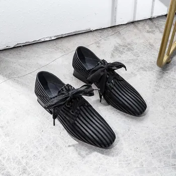 

GPOKHDS 2019 women Pumps soft Sheepskin autumn spring lace up square toe black color high heels pumps size 34-42