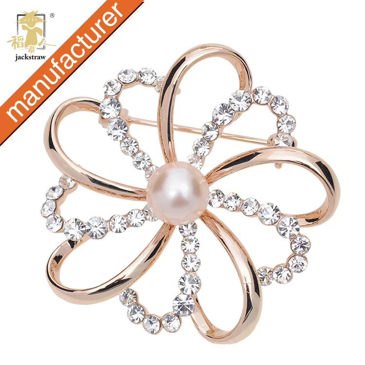 Beautiful style of gold rhinestone pearl brooch flower brooch wholesale