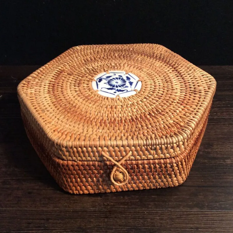 2709824901_717669068