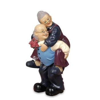 

Creative Europe Grandparents Model Figurines Ornaments Home Decor Love Couple Grandparents Miniature Resin Crafts Wedding Gifts