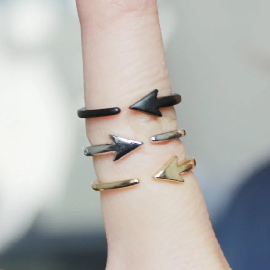 

8Seasons Fashion Women Rings Open Round Black Gold Silver Arrow Style Rings Romantic Jewelry Trendy Cheap Accessories,1 Piece