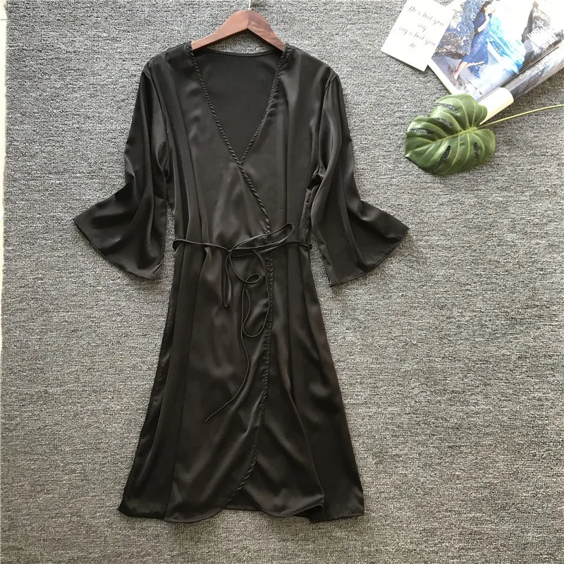 10174521311_2043651032