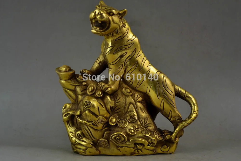 

Collectibles Old Decorated Handwork Copper Carving Fierce The Lion Roar Statue