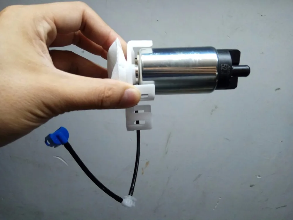 Car Fuel Filter Core Strainer Grid Pump Network Gasoline Pump Core For TOYOTA VERSO