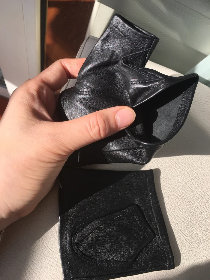  (12)