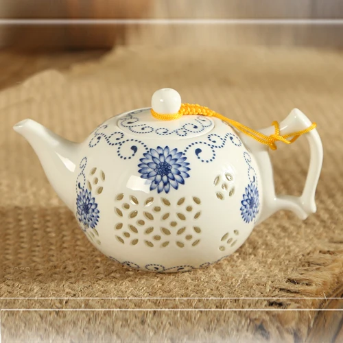 Exquisite Tea Set Bone China,Kung fu tea set for puer tea,Travel Ceramic Tea Set,One teapot 150ml & Two cups