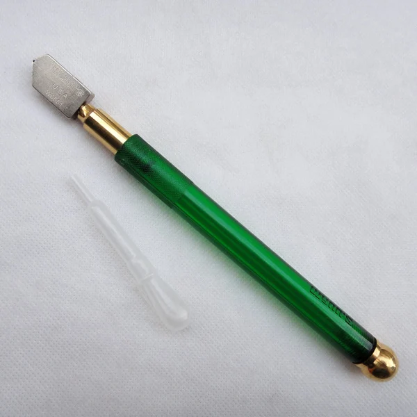 New 2-19mm Diamond glass cutter Tipped Glass Cutter Plastic Handle Oil Feed Cutting Tools  W0551 4