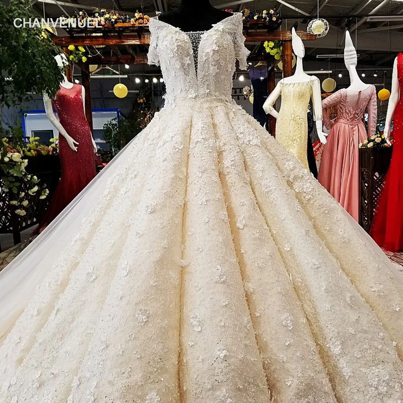 Super Long Train Wedding Dresses