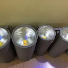 10 шт./лот AC85-265V 20 Вт двойной светодиодный уличный свет COB светодиодный настенные светильники 2x10 Вт теплый белый/холодный белый Водонепроницаемый IP65 Открытый лампы на солнечных батареях