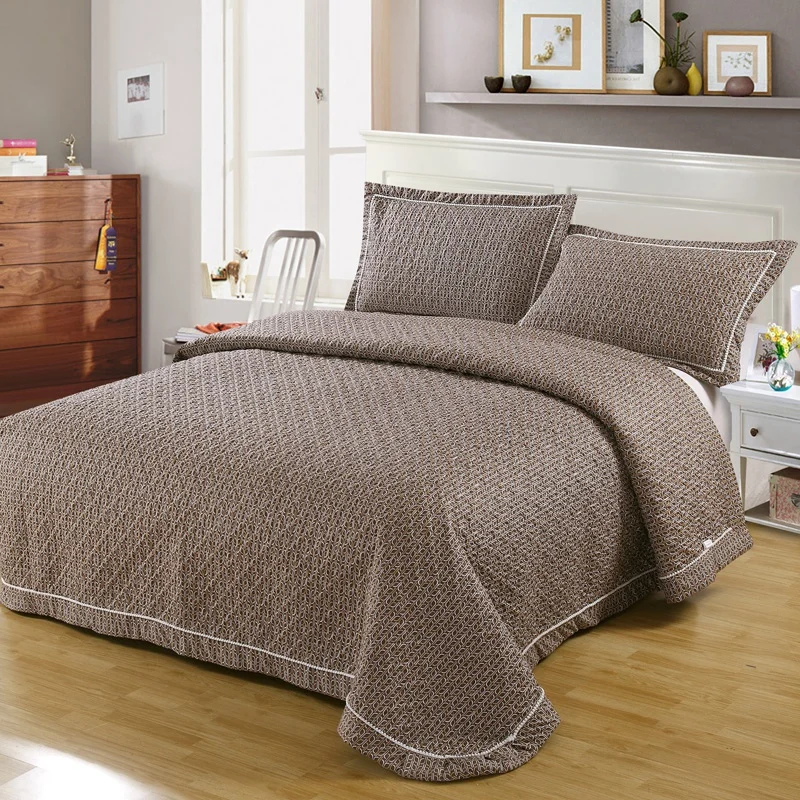 

Brown Beige Red Luxury European Style High Quality Soft Thick Blanket Tatami Mat Bedspread Bed sheet Bed Linen Pillowcases 3pcs