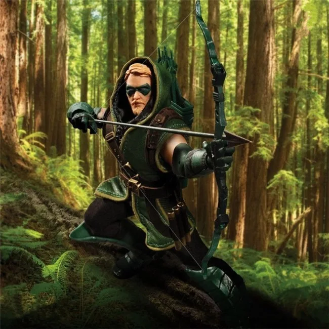 MEZCO DC COMICS Green Arrow 1/12 Scale PVC Action Figure Collectible Model Toy 17cm