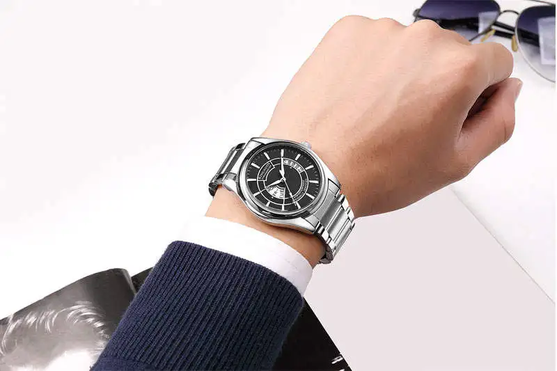 men watch 10