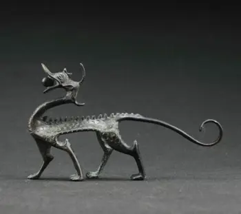 

Collectibles Handcrafted Old Copper Carving Dragon Statue