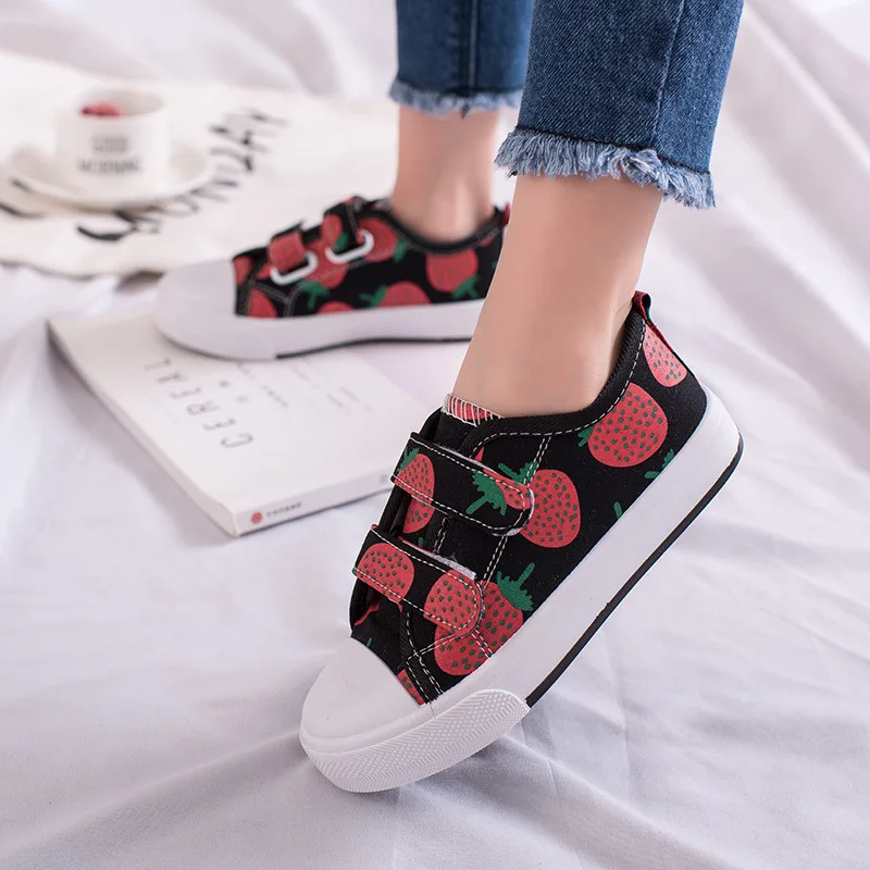Cute Shoes Kids Girl Canvas Sneakers Strawberry Sweet Girls Flats 2019 Spring Summer Children Canvas Shoes Casual Boys Sneakers