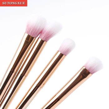 

4pcs Pro Makeup Brushes Set Profesional Foundation Powder Eyeshadow Eyeliner Lip Brush Toiletry Kit