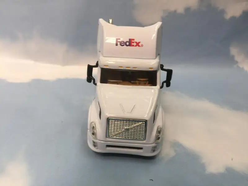 1: 64 металлическая модель эвакуатора сплав FedEx грузовик FedEx Контейнер Сплав автомобиль салон девушка Тип
