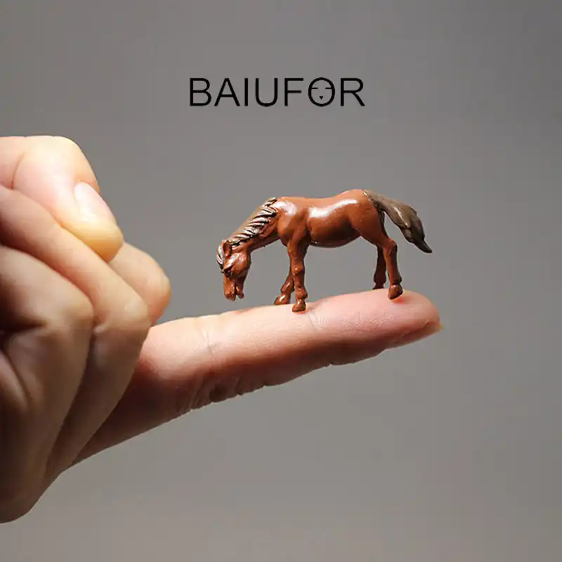 mini horse figurines