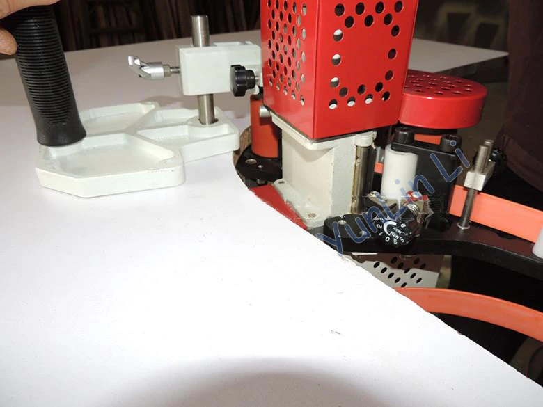 110V/220V Popular Edge Banding Machine Single Unit Manual Edge Bander with Edge Thickness 0.3~3mm KM08
