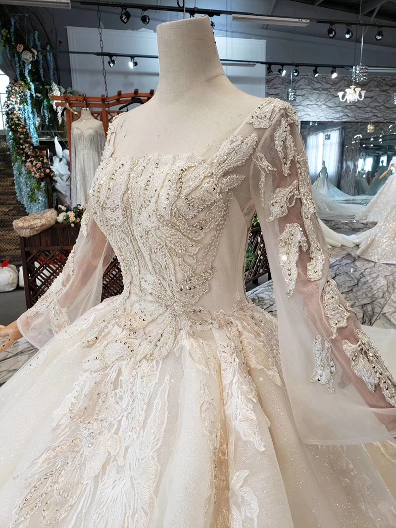 long sleeves ball gown square neck wedding dress with train HTL331 (21)