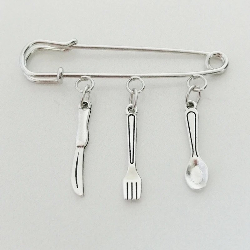 

Cutlery brooch spoon fork knife Western tableware cute brooch gift catering sweater coat apparel fashion jewelry