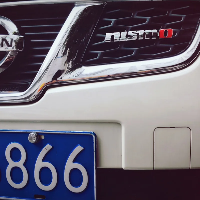 Metal-NISMO-Auto-Car-Stickers-Front-Grille-Badge-Emblem-Car-Styling-For-Nissan-Tiida-Teana-Skyline