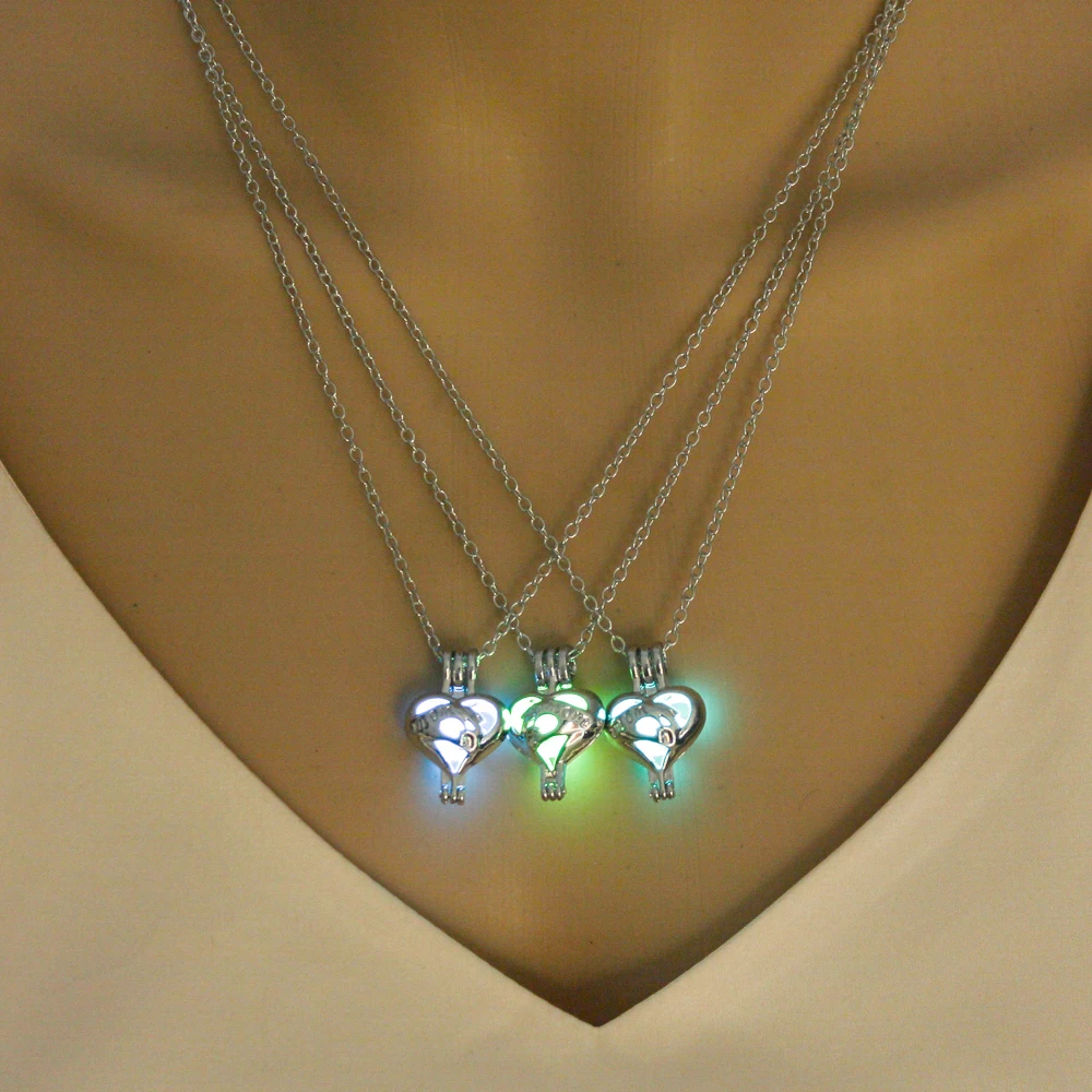 

3 Colour Luminous Heart Necklace Women Hollow Glowing Stone Pendant Necklace Geometric Glow in the Dark Sliver Jewellery