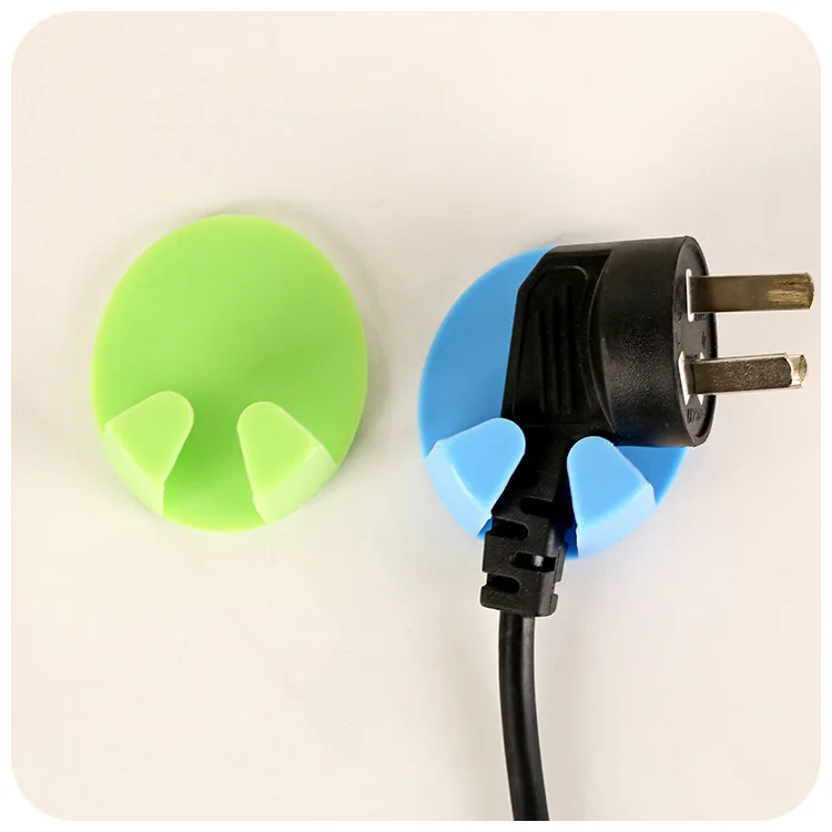 2Pcs Useful Household Home Practical Goods Decorative Socket Hook