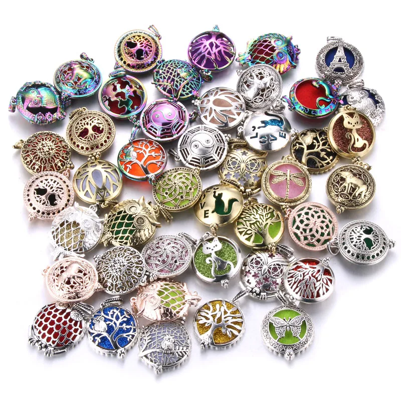 

2019 New Diffuser Necklace Vintage colored Silver Tree of Life Perfume Lockets Essential Oil Aromatherapy Pendant Necklace