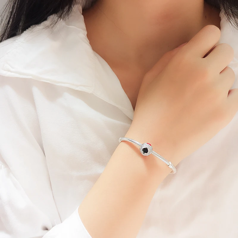 WL049C