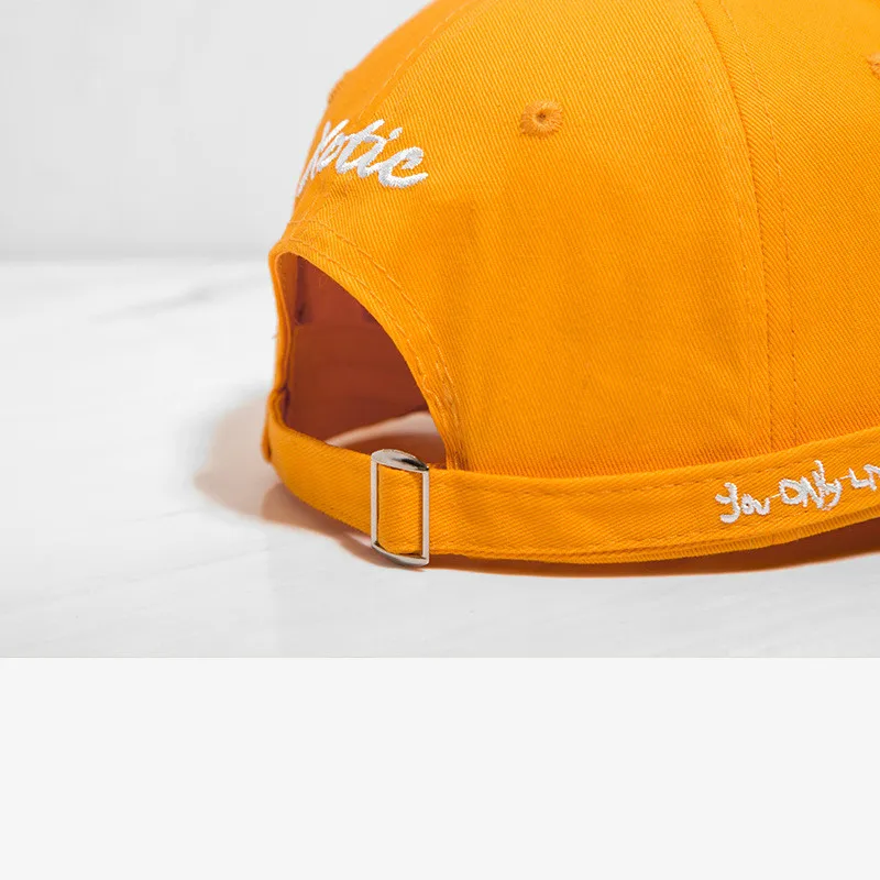 Уличный хип-хоп бренд английская вышивка Персонализированная лента для мужчин и женщин черный белый оранжевый бейсболка Snapback шляпа от солнца