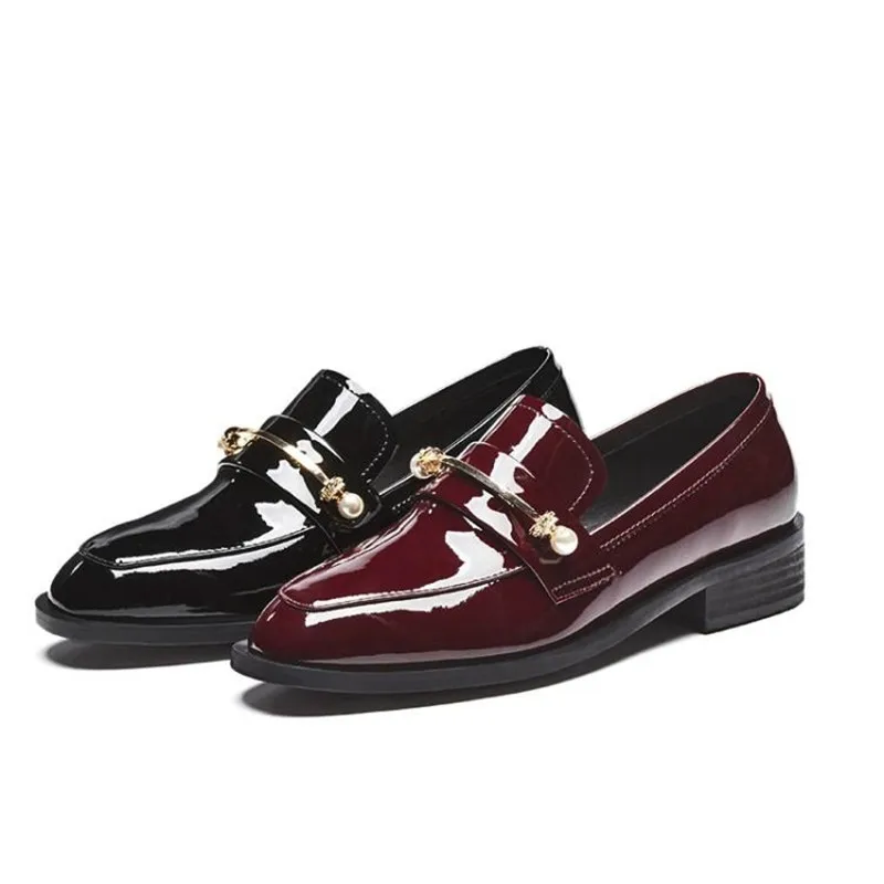 2019 Spring New British Women Loafers Patent Leather Women's Oxford Shoes Shallow Mouth Square Toe Pearl Casual Flat Shoes Woman (5)