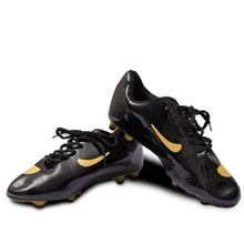 Shoes soccer anti – skid sports Men nail Black shoes Sneakers Outdoor Breathable Wearable Brands Running training shoes soccer