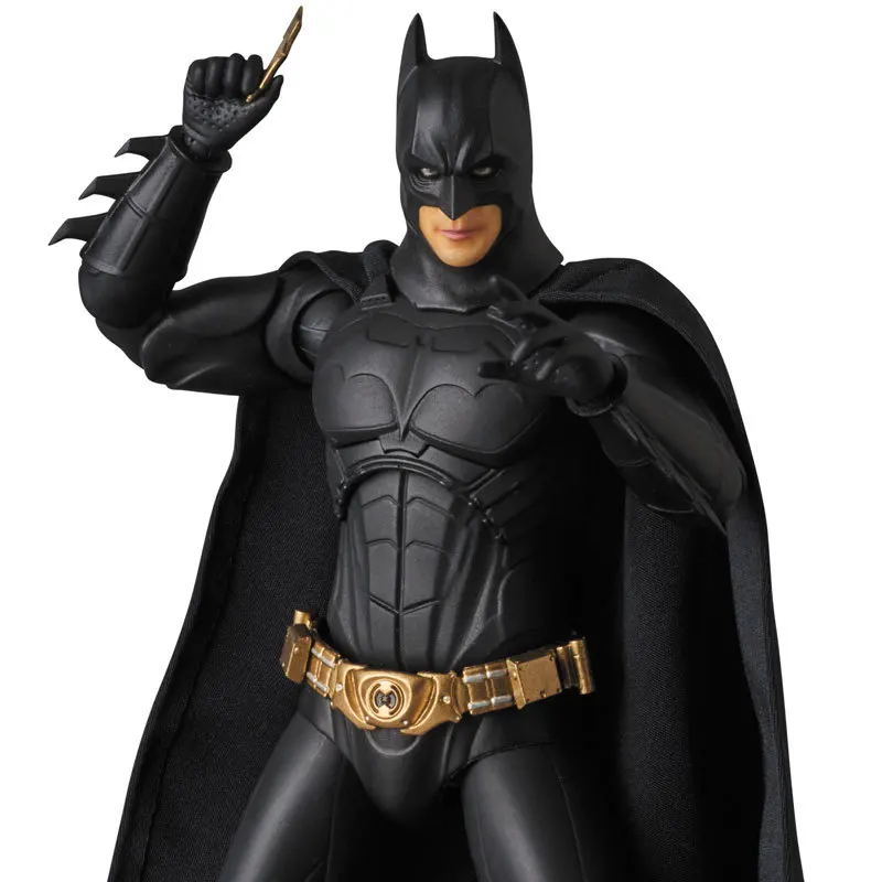 

MAFEX 049 Batman BEGINS SUIT The Dark Night PVC Action Figure Collectible Model Toy 17cm