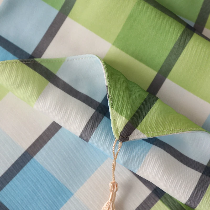 Simple Modern Geometric Green Plaid Table Runner With Tassels High-end Canvas Art Table Runners Wedding Coffee Table Decoration Simple Modern Geometric Green Plaid Table Runner With Tassels High-end Canvas Art Table Runners Wedding Coffee Table Decoration
