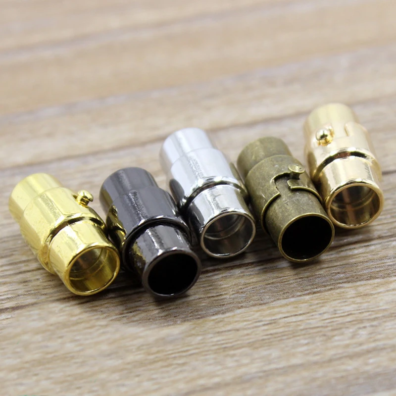 4121169692_1258475065