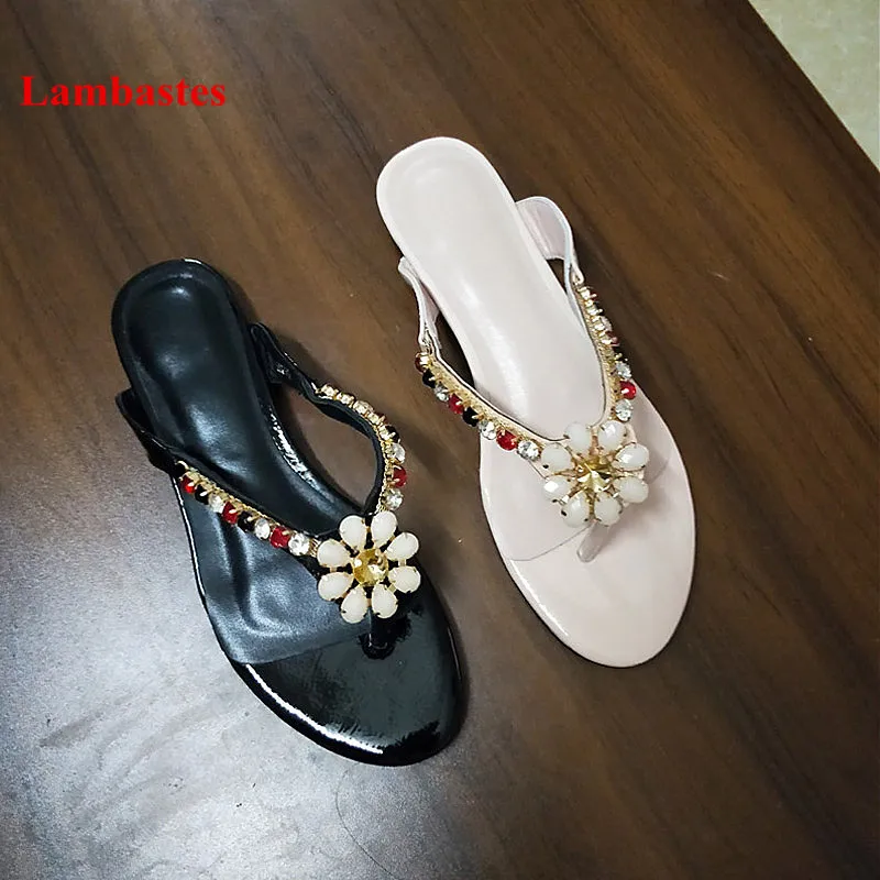 

2018 New Summer Beach Women Slippers Black Crystal Flower Designer Outdoor Women Flip Flops Casual Cozy Flats Shoes Women Tide