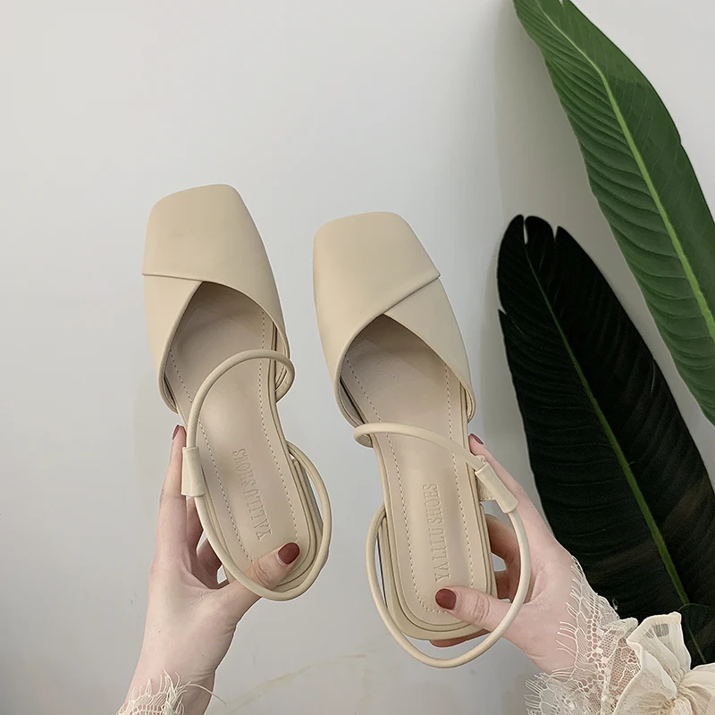 

Square head retro sandals 2019 spring and summer new wild flat-bottom Roman shoes women's shoes woman shoes sandals