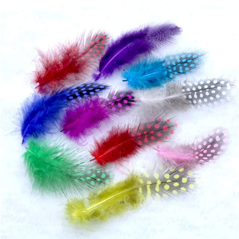 

50pcs / Bag Plumes 4.5-8cm Dyed Color Real Natural Pearl Chicken Pheasnt Feathers for Mask Jewelry Dress Making Craft Decoration