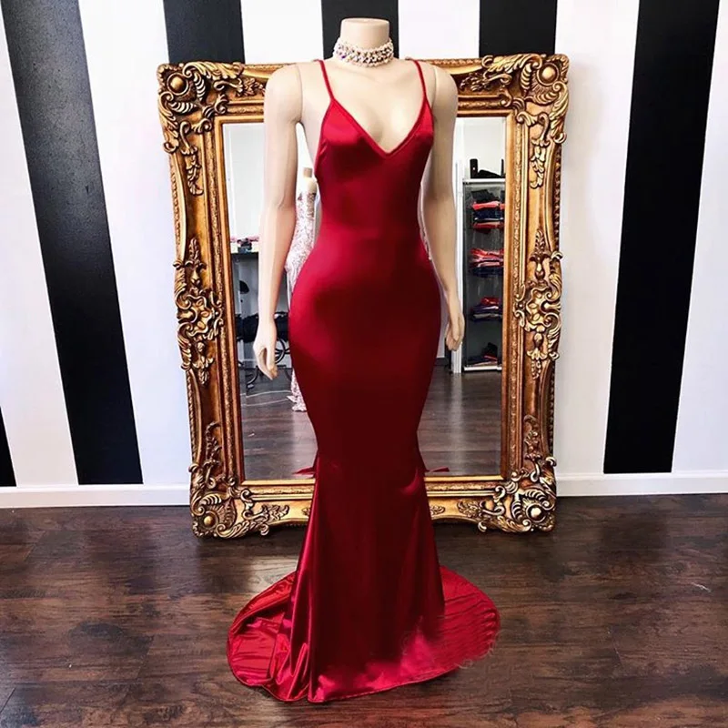 

Elegant V-Neck Sleeveless Prom Dresses 2019 Mermaid Long Evening Gowns Spaghetti Straps Red Plus Size Party Gowns